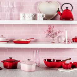LE CREUSET Cocotte en Fonte Cœur 20 cm Shell Pink* Cocotte En Fonte