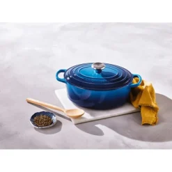 LE CREUSET Cocotte en Fonte Ovale 29 cm Azur Signature* Cocotte En Fonte