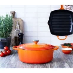 LE CREUSET Cocotte en Fonte Ovale 31 cm Volcanique Signature* Cocotte En Fonte
