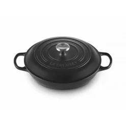 LE CREUSET Faitout Noir Mat en Fonte avec Intérieur Noir 30 cm Signature* Faitout