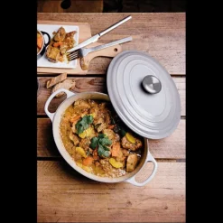 LE CREUSET FIN DE SERIE Cocotte en fonte Ovale 29 cm Mist Grey Signature* Cocotte En Fonte