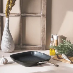 CRISTEL Grill Carré Castel'Pro 28 cm Poignée Fixe Ultralu* Grills|Poêles