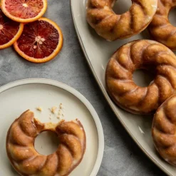 NORDIC WARE Moule à Gâteaux Donuts Torsadés (x6) Pro Cast* Moule Anti-adhésif|Moules À Gâteaux