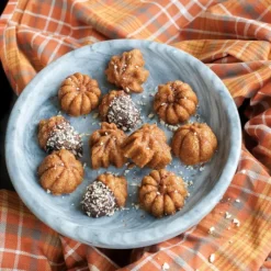 NORDIC WARE Moule à Gâteaux Gourmandises d'Automne (x12) Bronze* Moule Anti-adhésif|Moules À Gâteaux