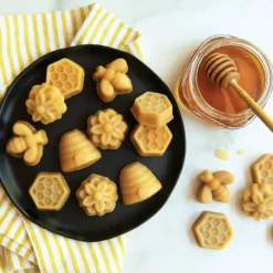 NORDIC WARE Moule à Gâteaux Monde des Abeilles (x16) Toffee* Moules À Gâteaux|Moule Anti-adhésif