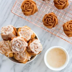 NORDIC WARE Moule à Gâteaux Roses (x6) Toffee* Moule Anti-adhésif|Moules À Gâteaux