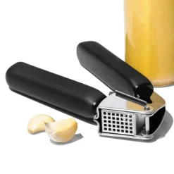 OXO Presse Ail Gris en Inox* Presse Purée Et Moulin Légumes